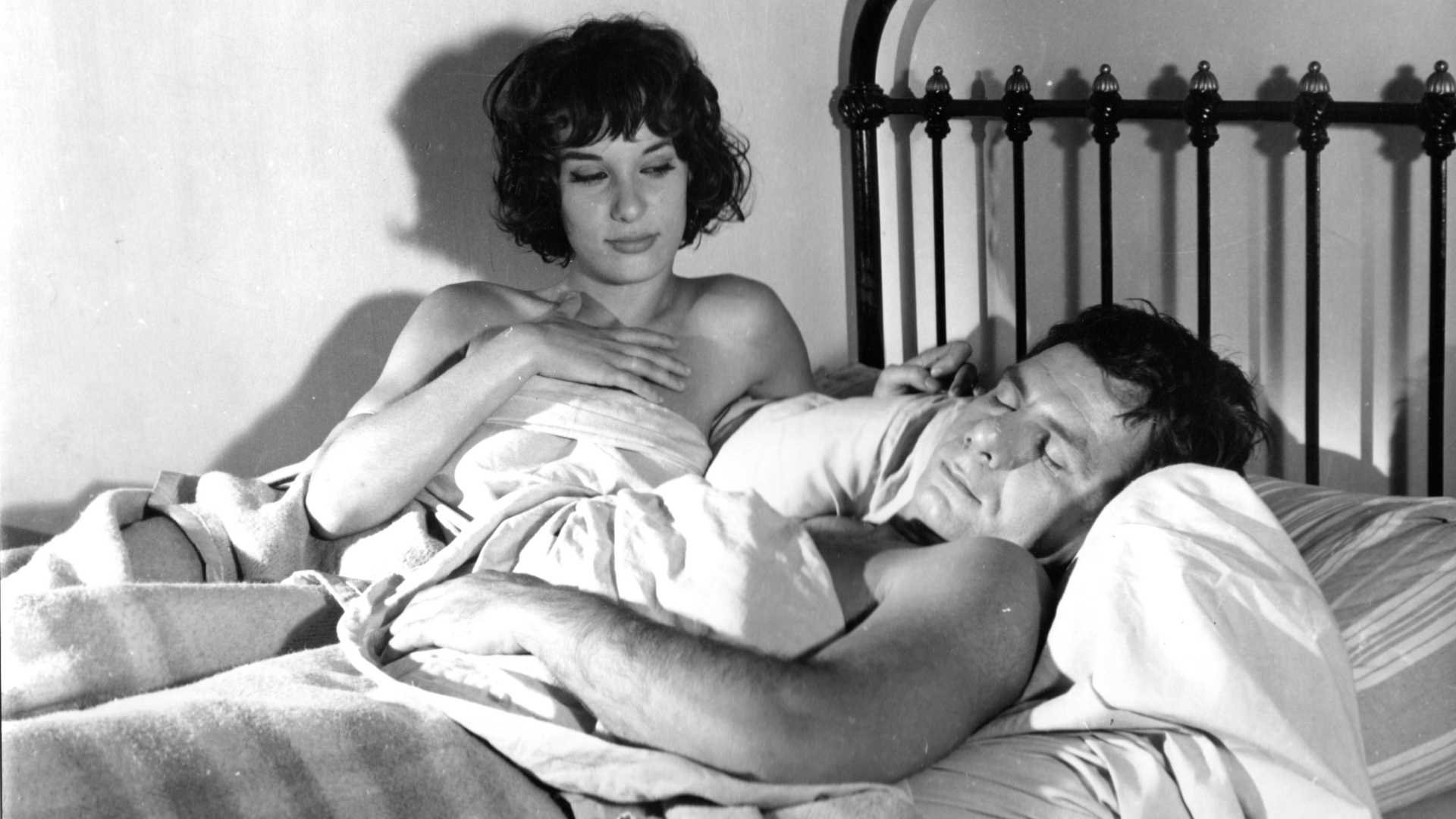 A Game for Six Lovers Background