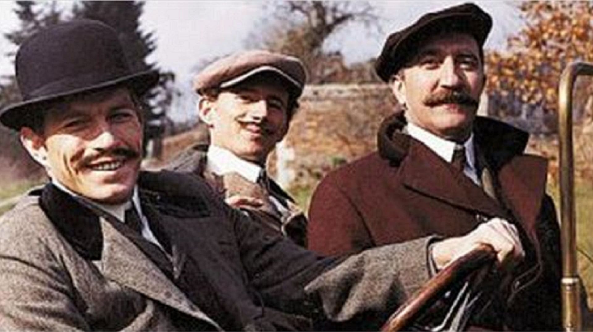 Les Brigades du Tigre Background