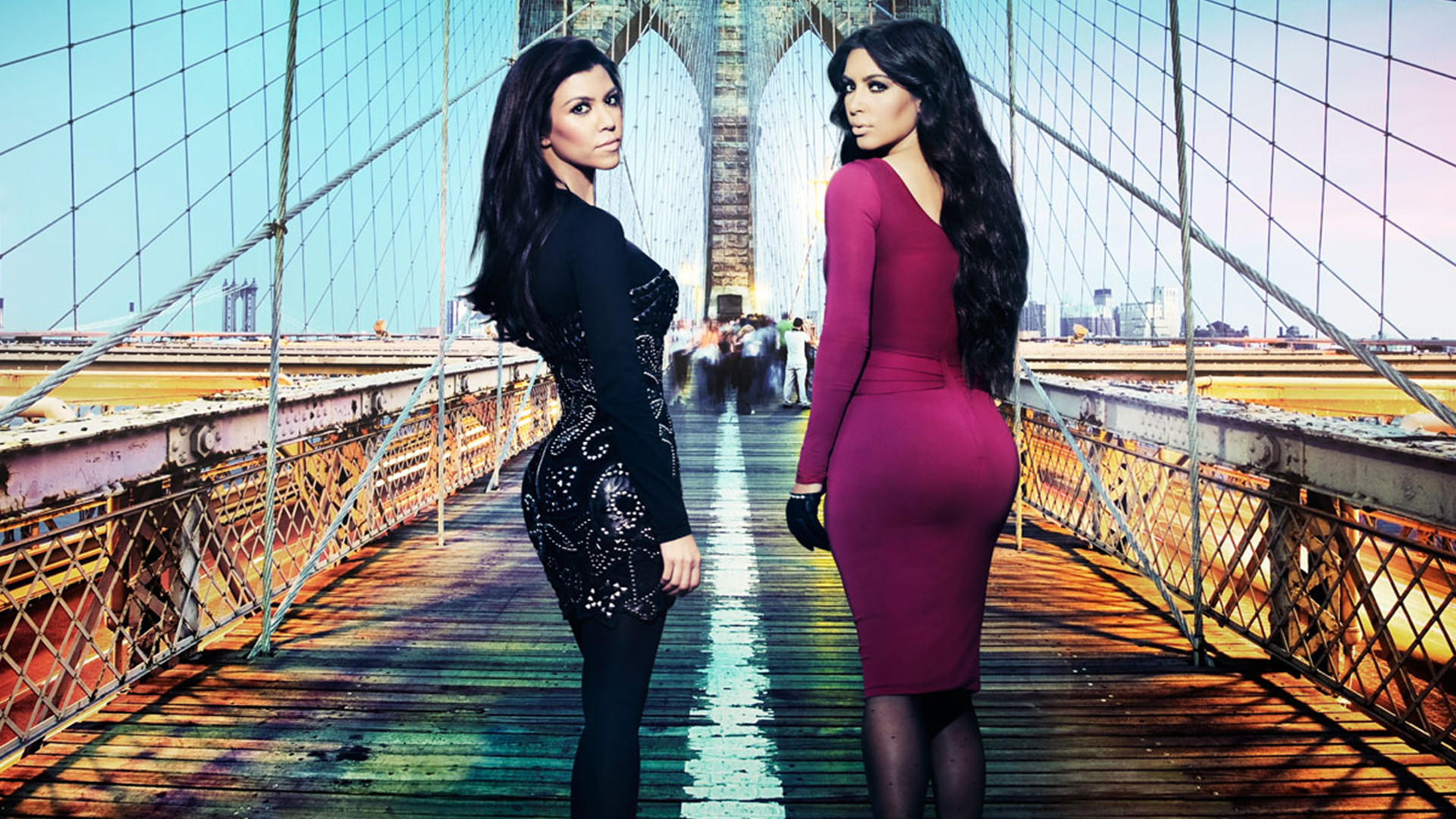 Kourtney and Kim Take New York Background