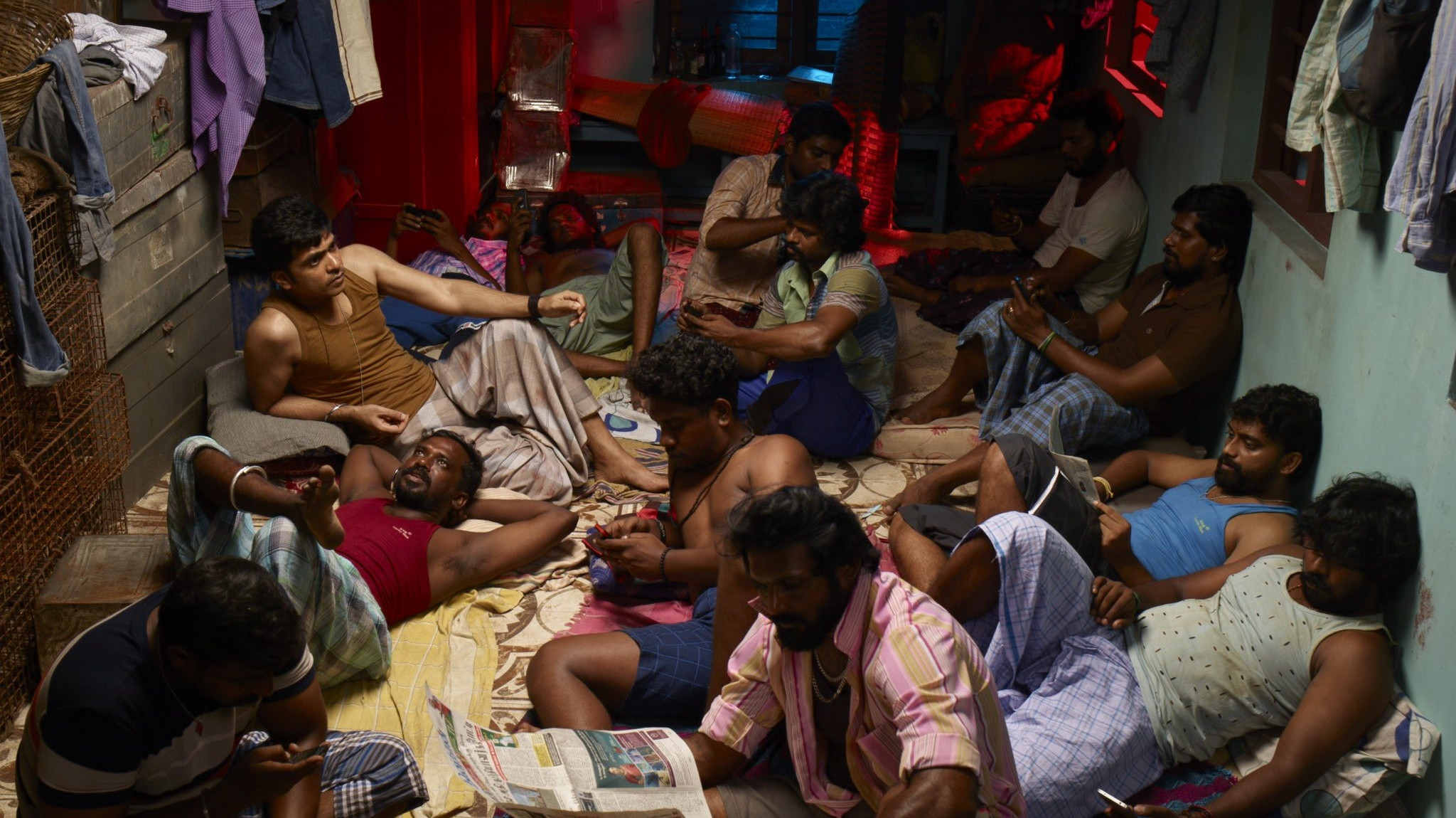 Vendhu Thanindhathu Kaadu Background