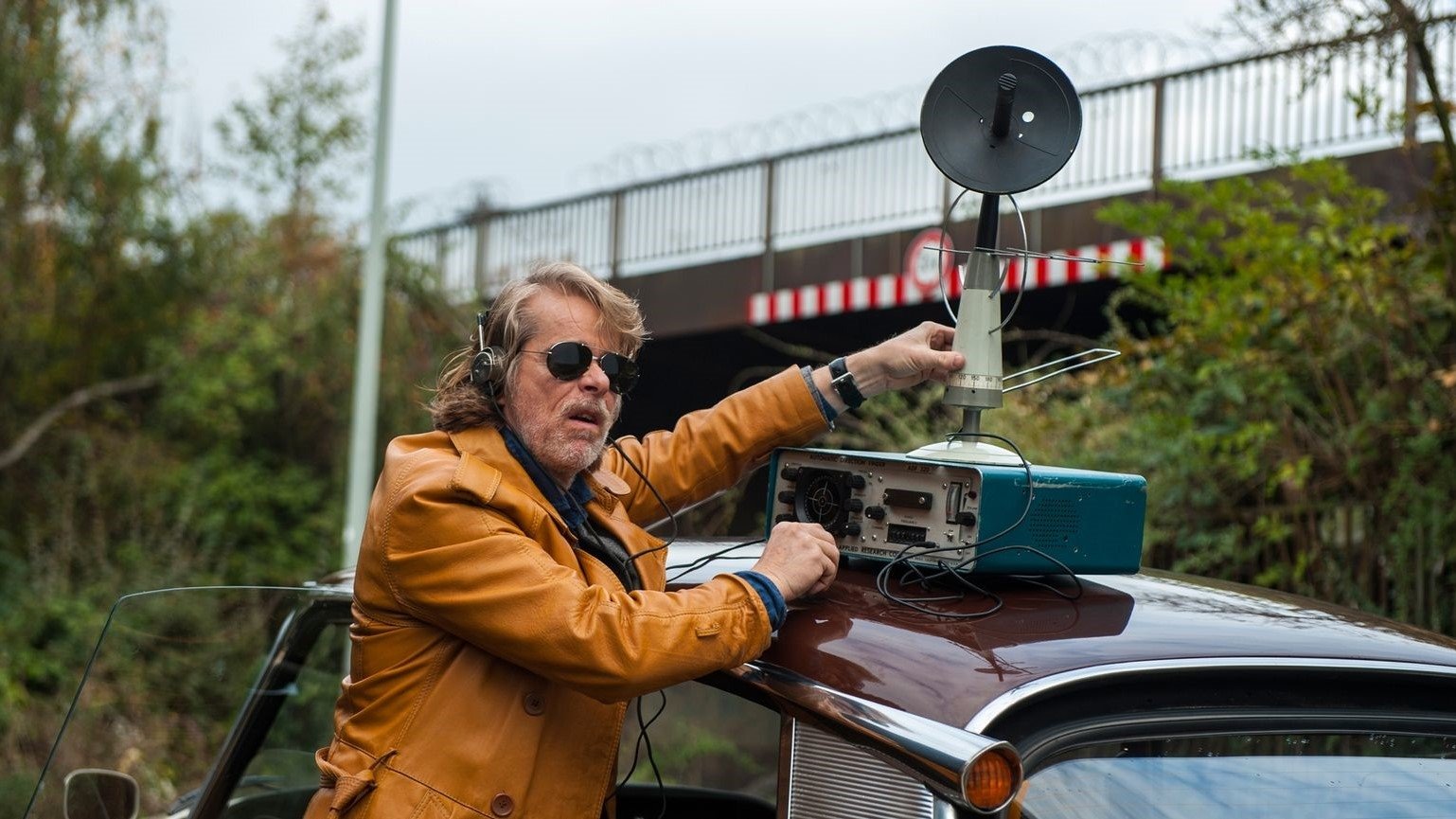 00 Schneider - Im Wendekreis der Eidechse Background