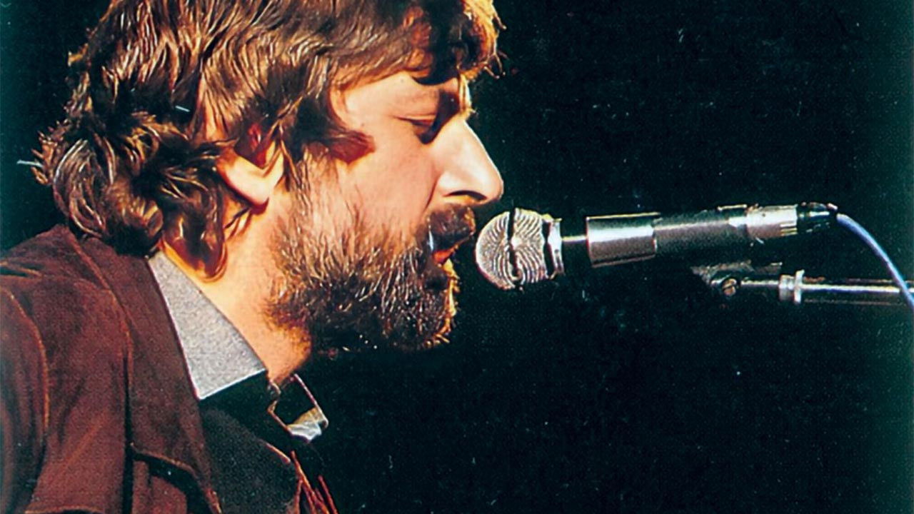 Francesco Guccini - Fra la Via Emilia e il West Background