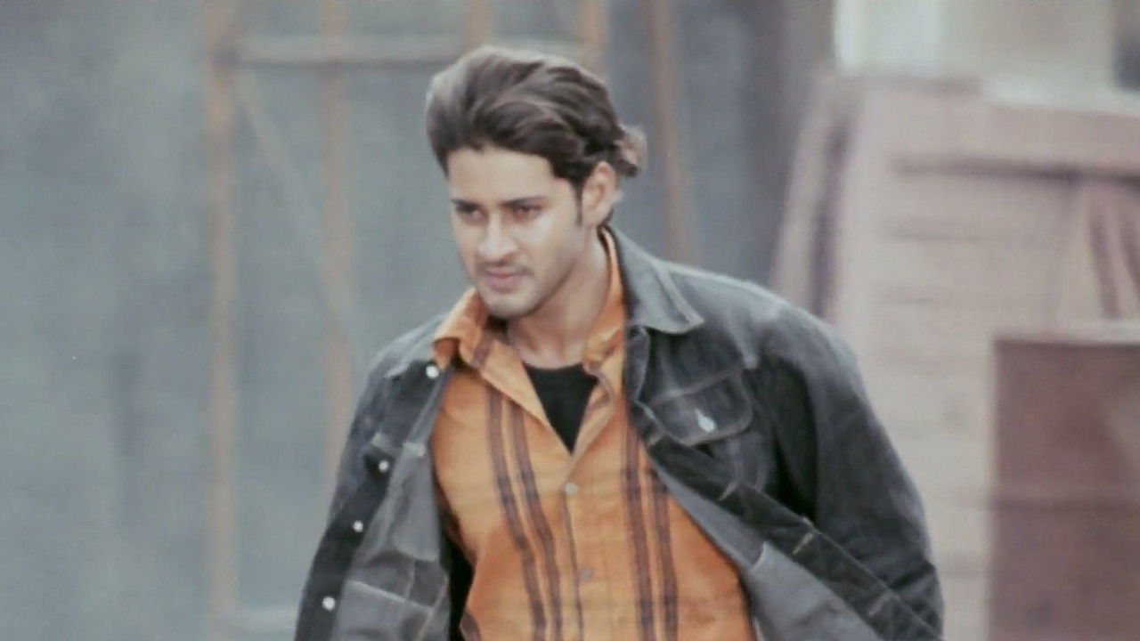 Sainikudu Background