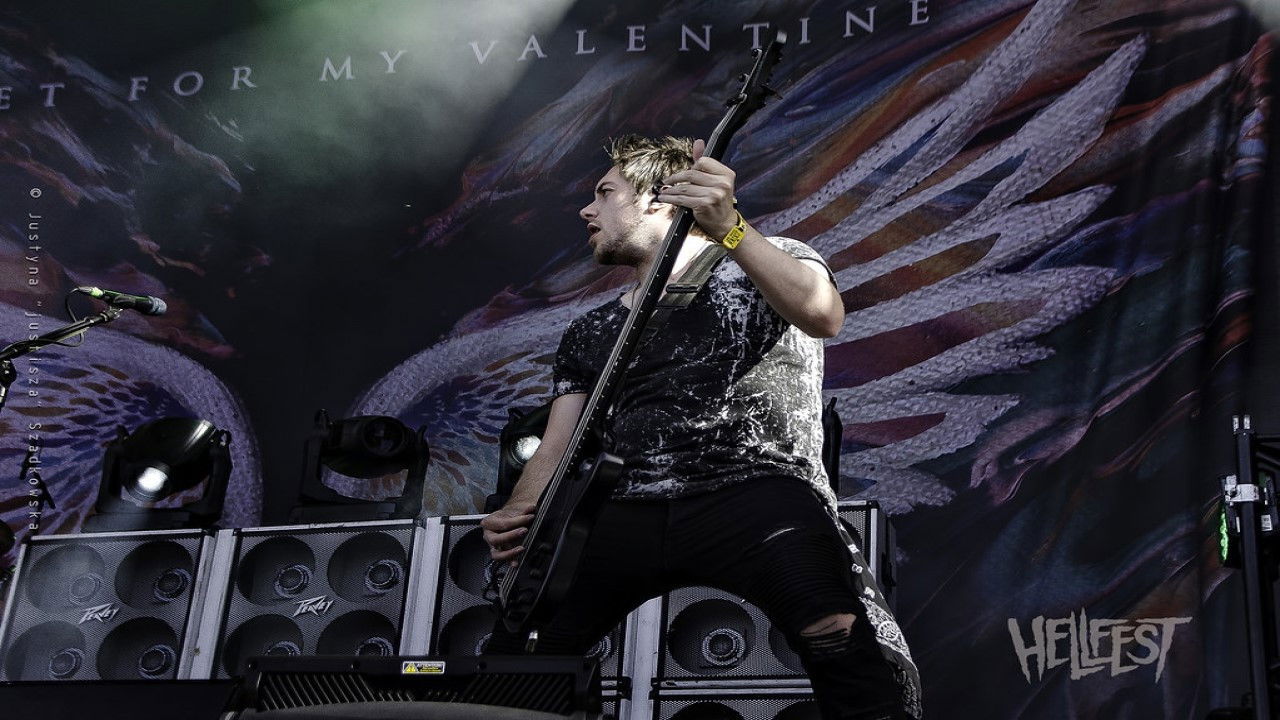Bullet For My Valentine au Hellfest Background