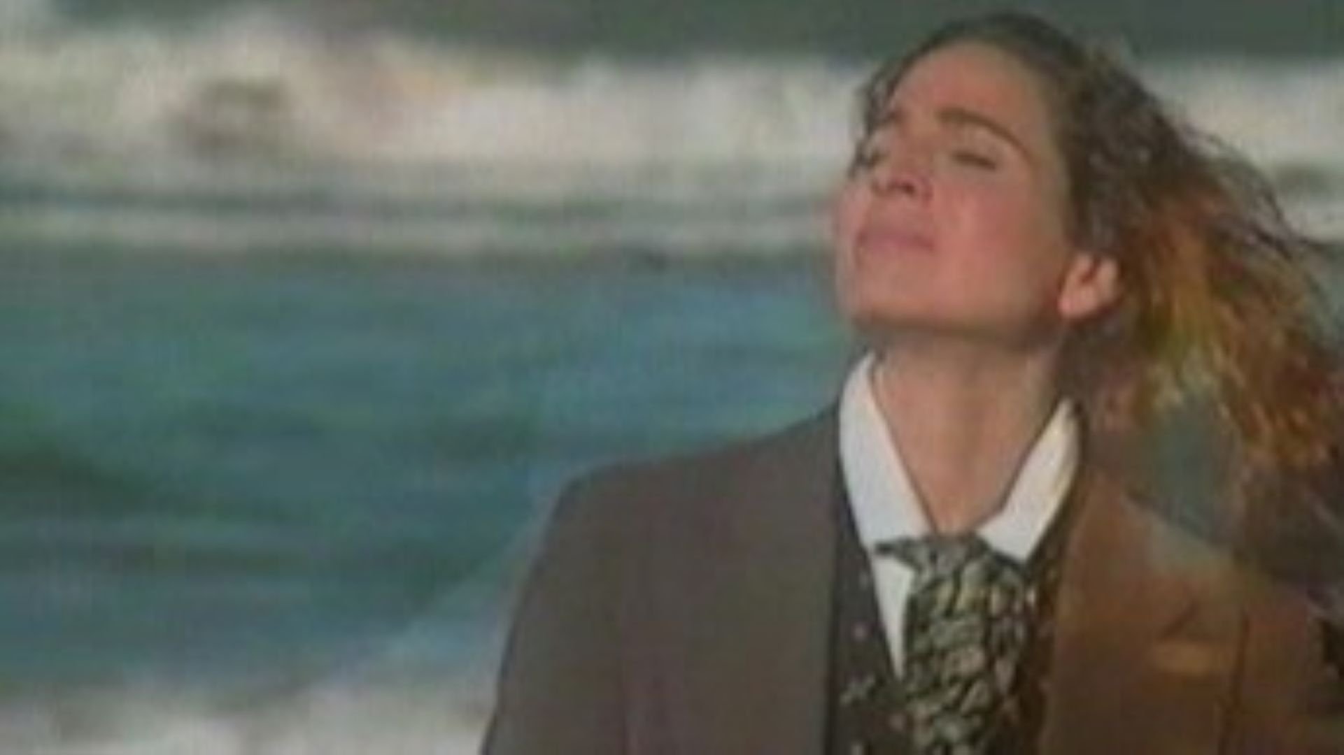 Cynara: Poetry in Motion Background