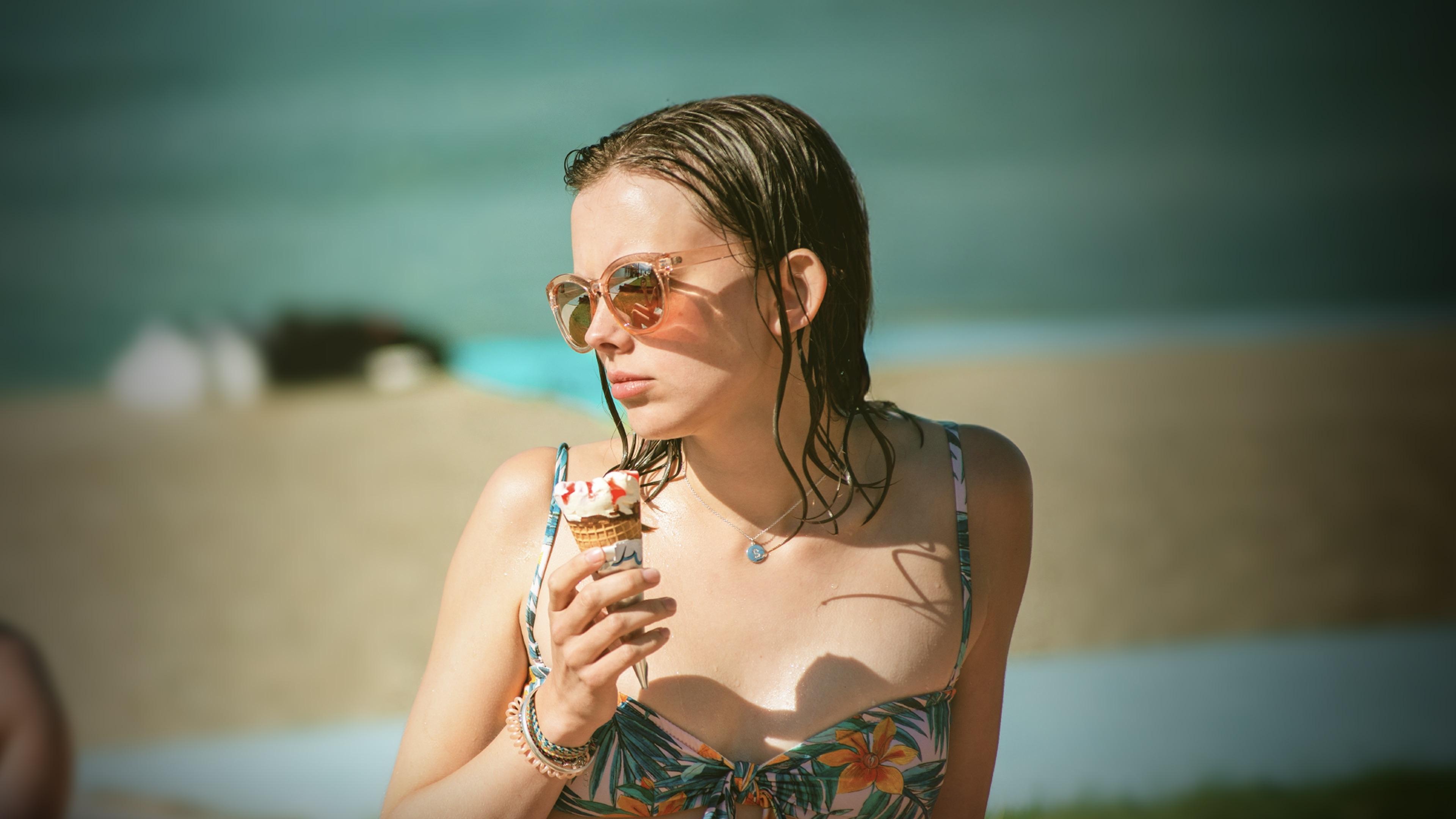 Reckless Summer Background