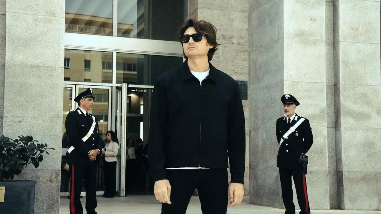 I Am the End of the World Background