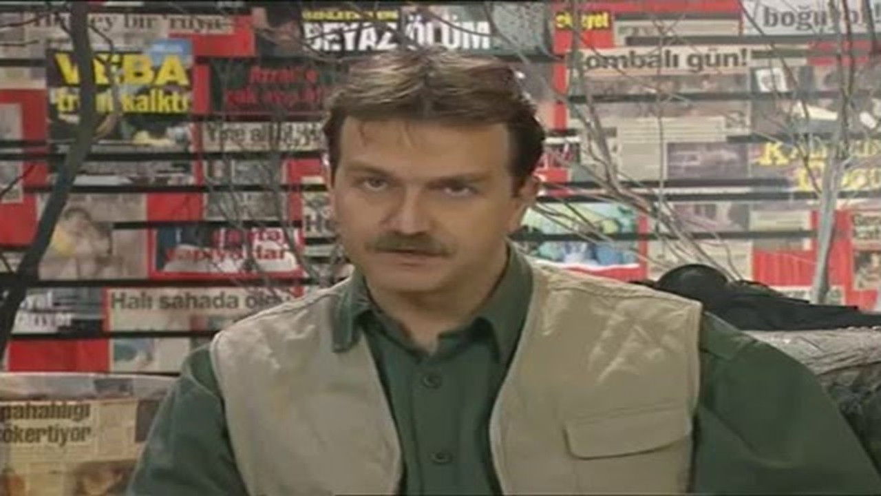 Sıcağı Sıcağına Background