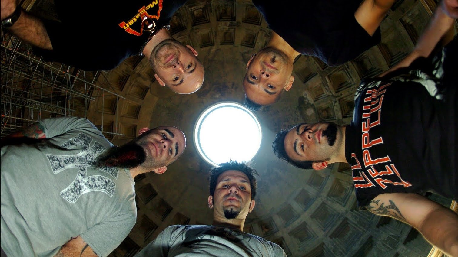 Anthrax: Music of Mass Destruction - Live in Chicago Background