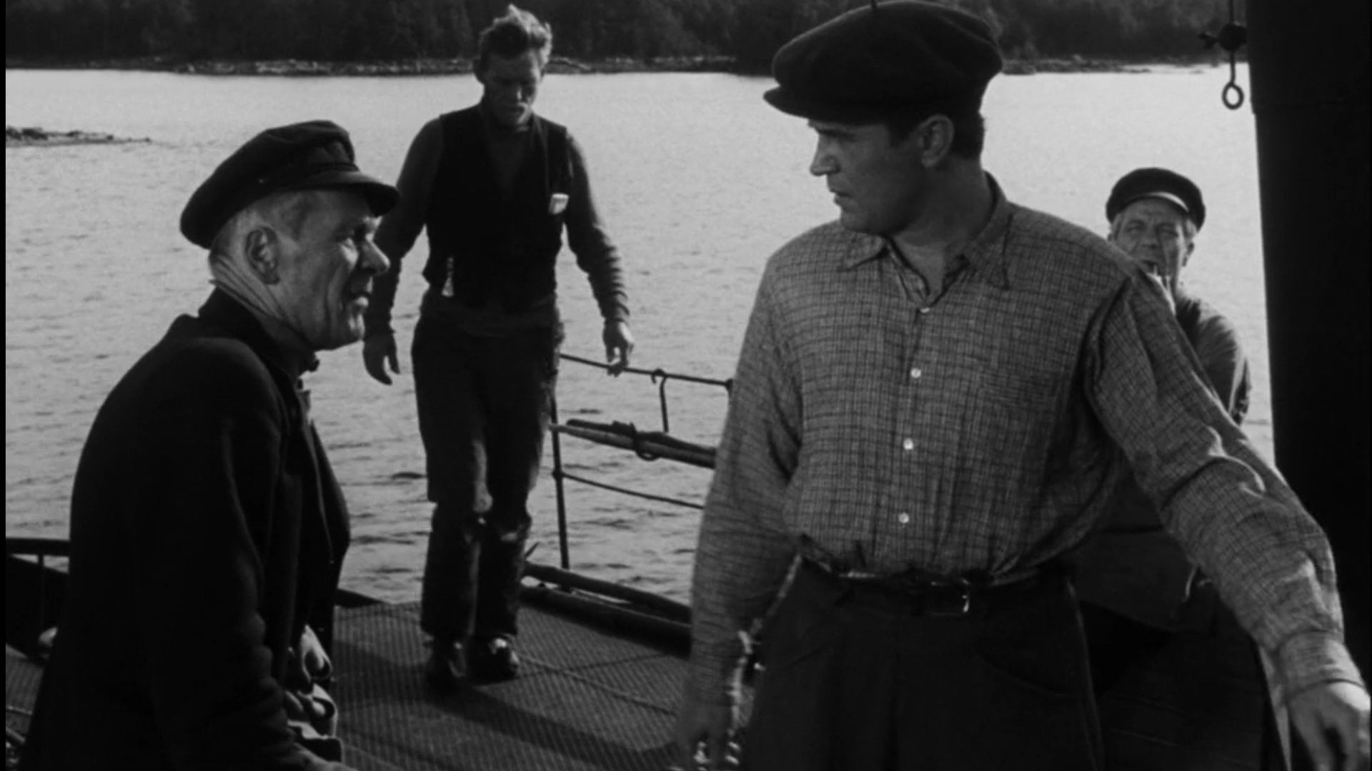 Jumalan myrsky Background