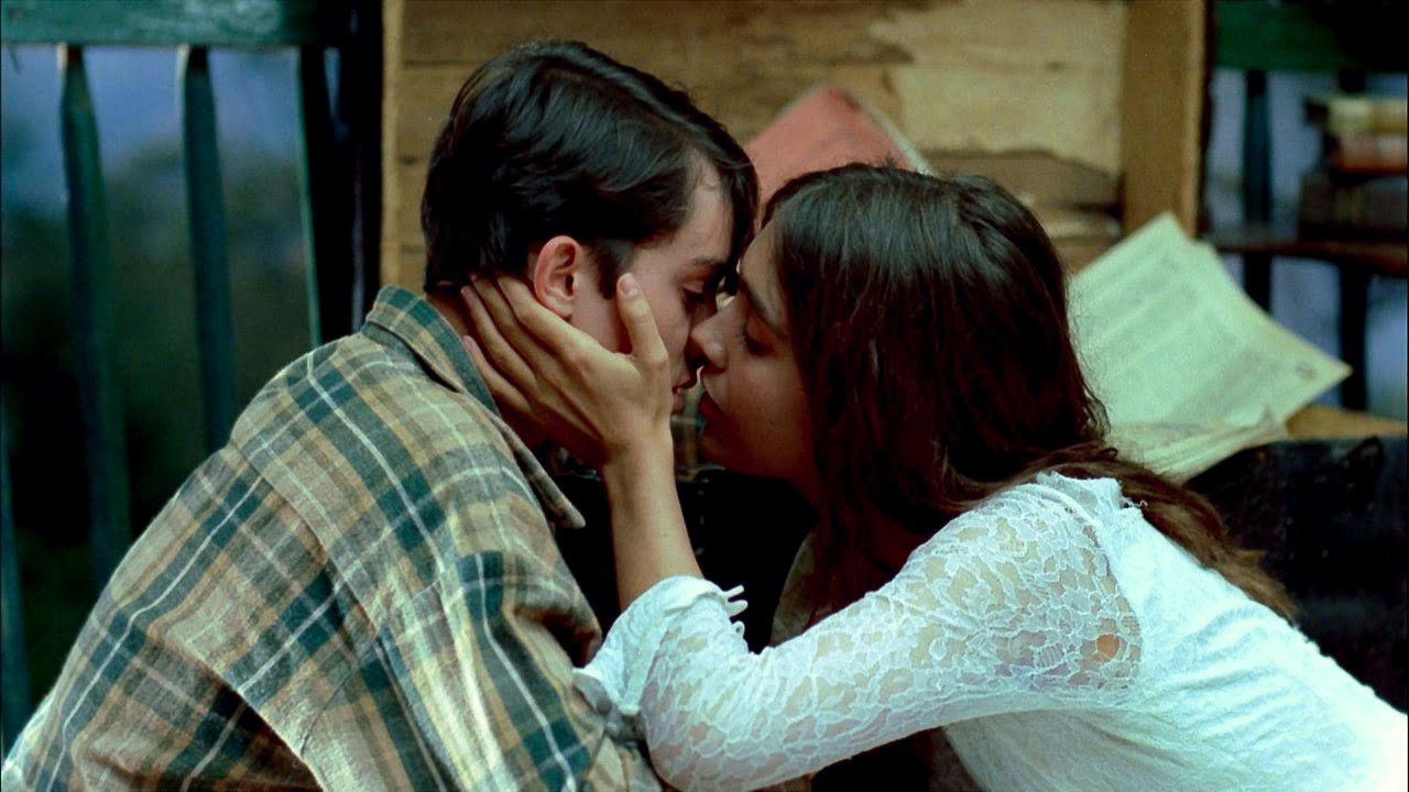 Carne de tu carne Background