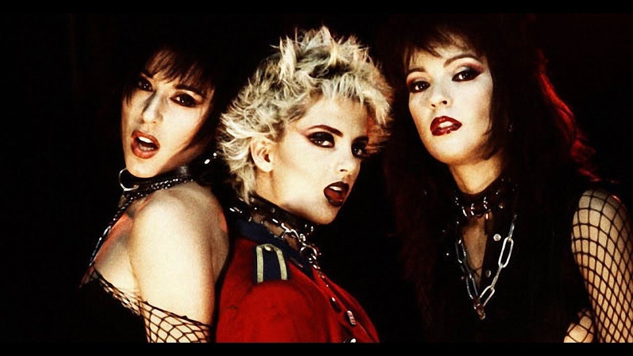 El Calentito Background