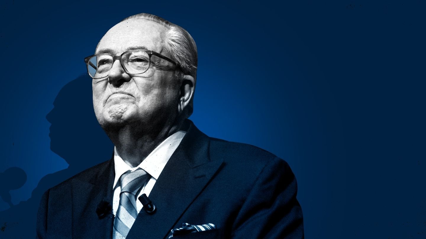 Jean-Marie Le Pen : À l'extrême Background