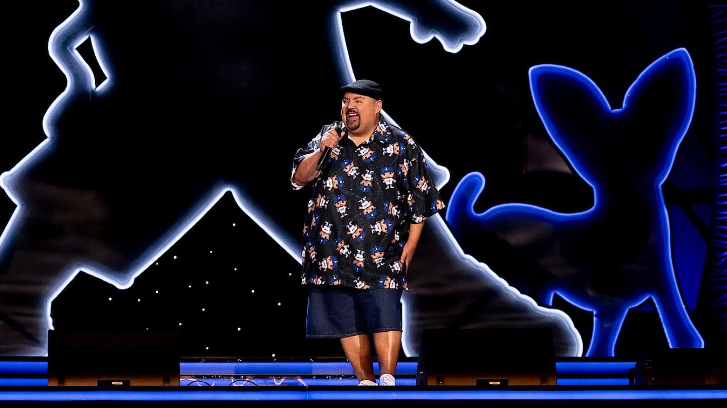 Gabriel Iglesias: Stadium Fluffy Background