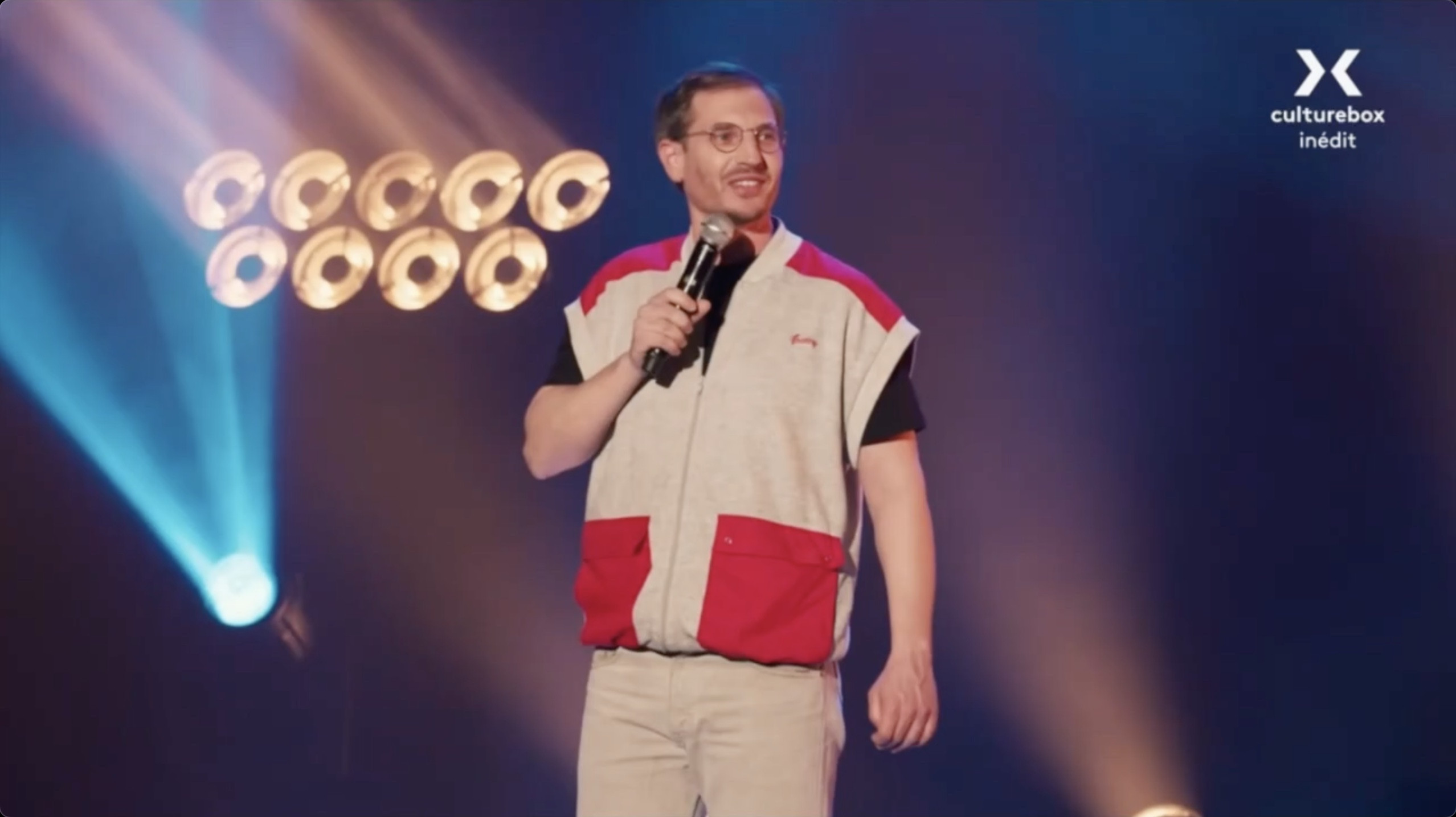 Alexis Le Rossignol - La Cigale pour moi tout seul Background