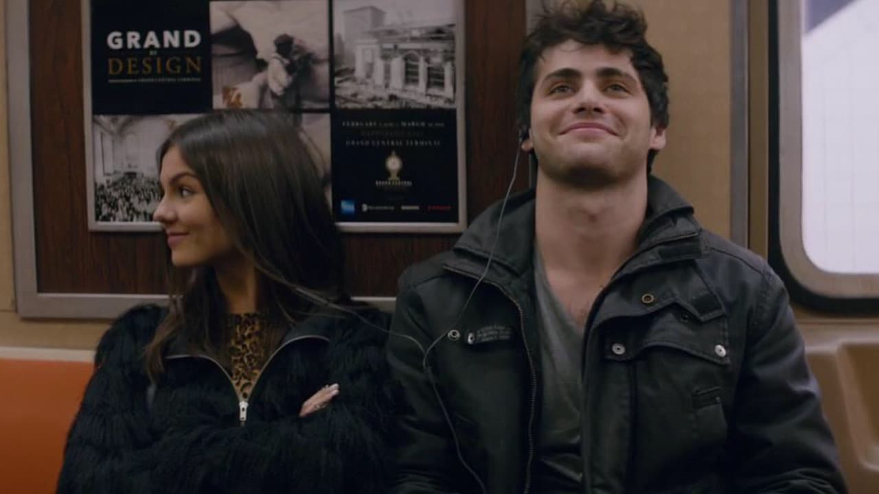 Naomi and Ely's No Kiss List Background