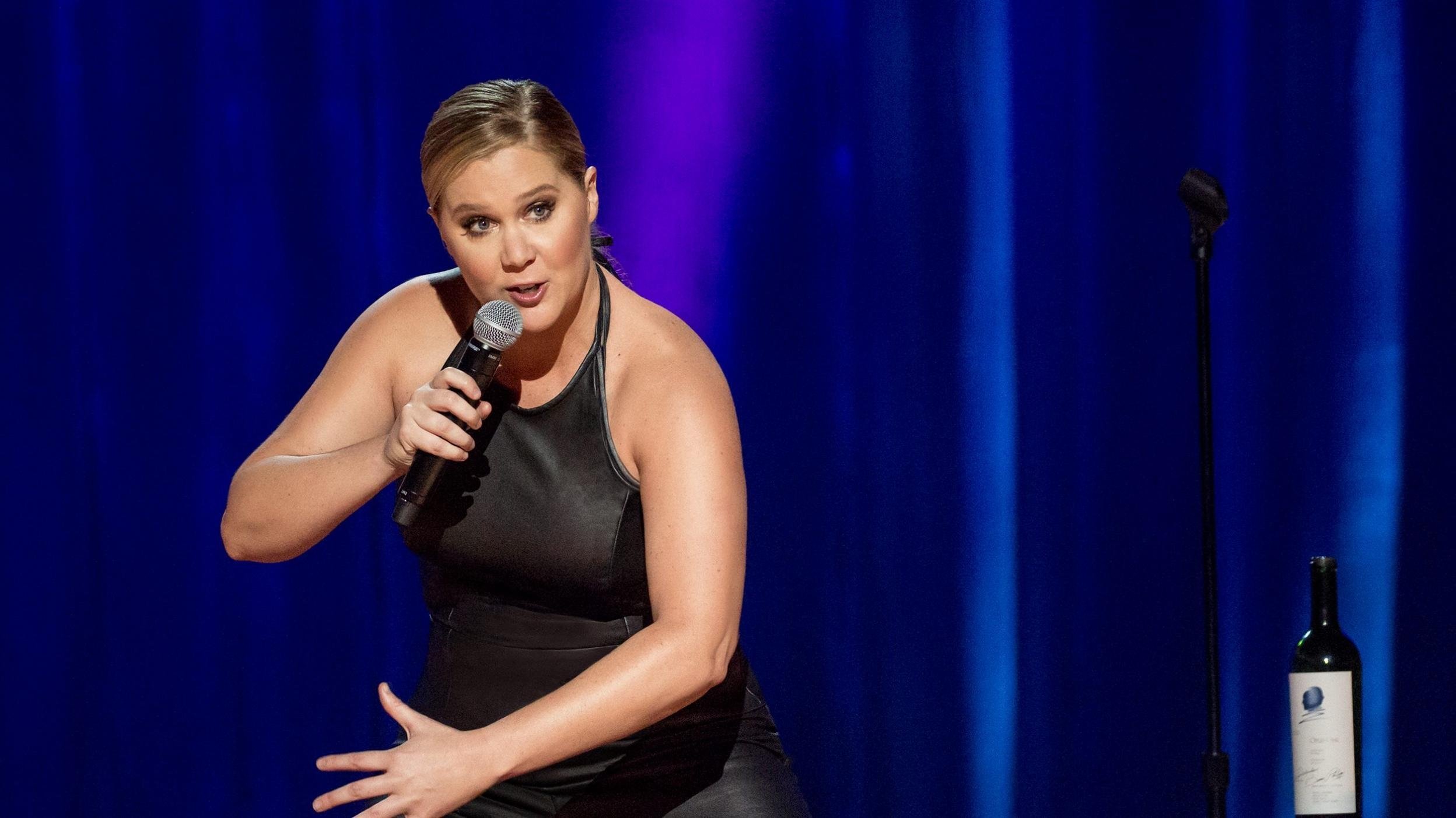 Amy Schumer: The Leather Special Background