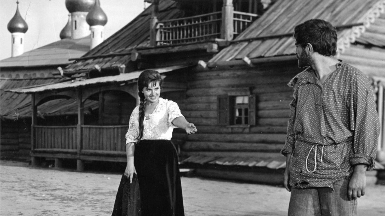 Siberian Lady Macbeth Background