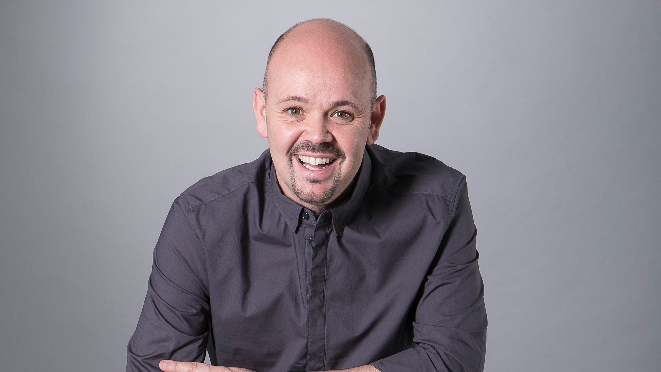 Klavierkuiers met Pedro Background