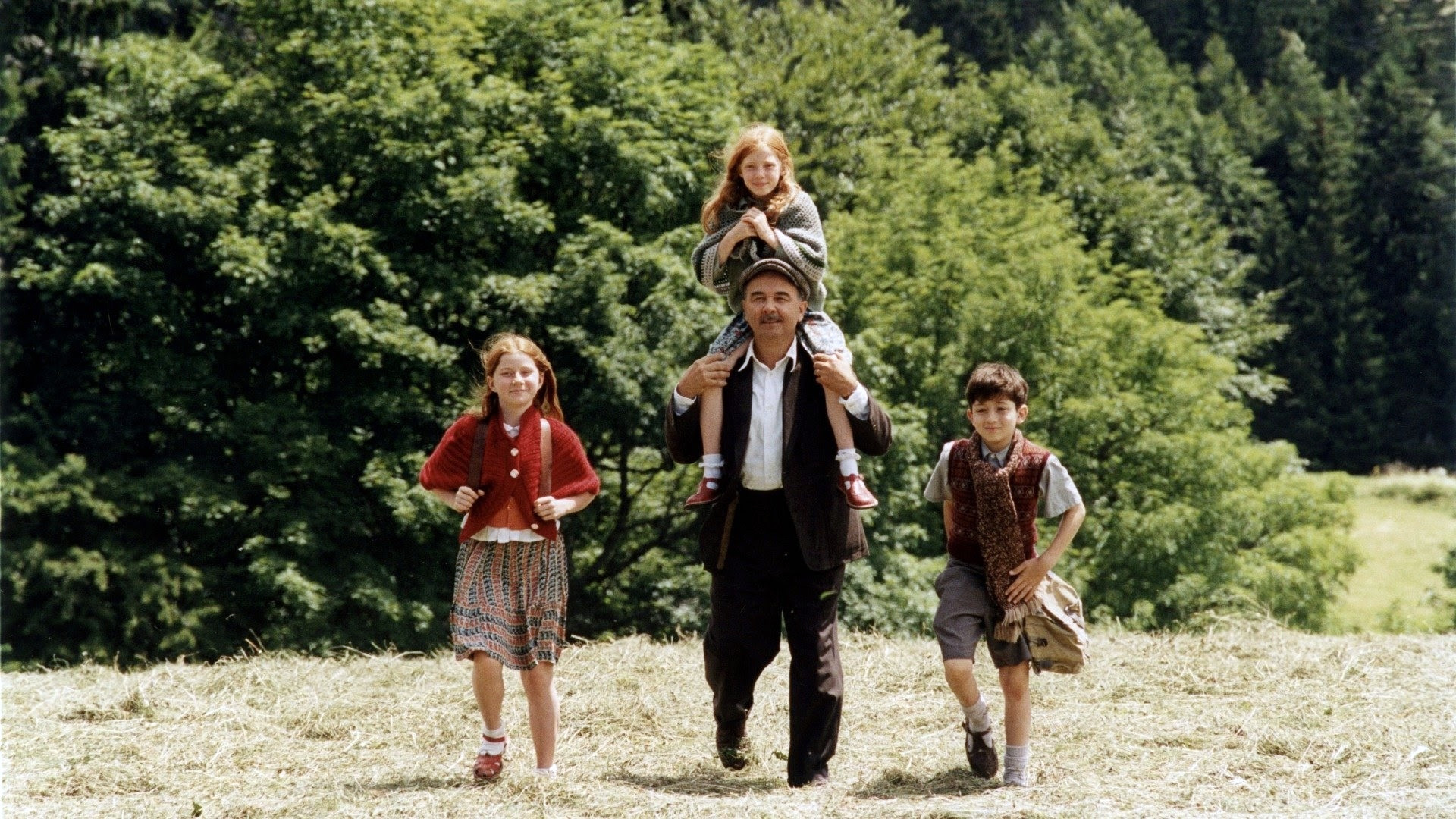 Monsieur Batignole Background