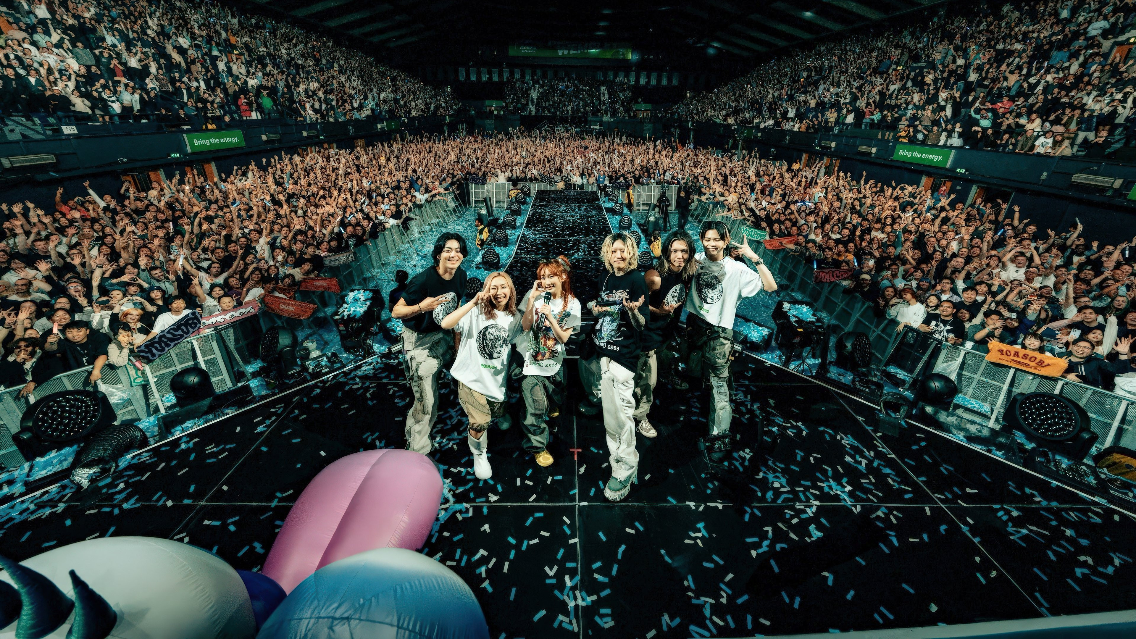 YOASOBIライブ映像作品集『THE FILM 3』 Background