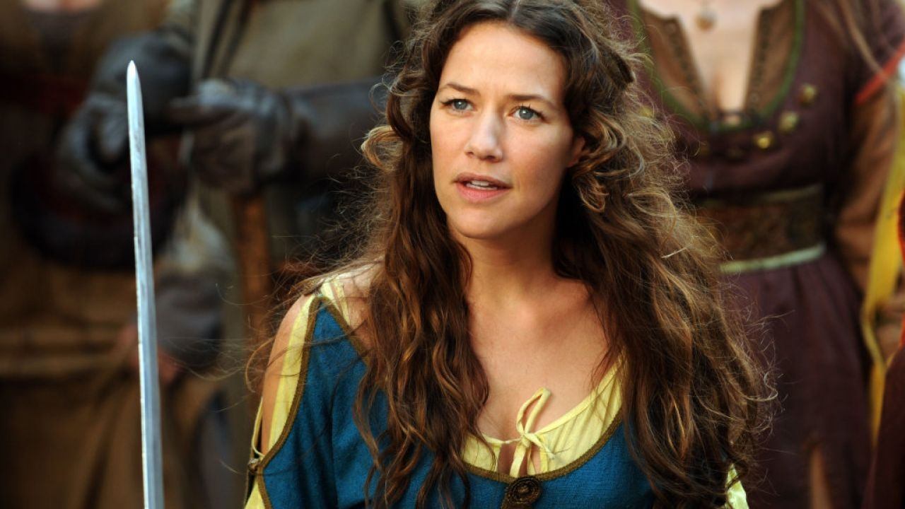 The Legacy of the Siren Background