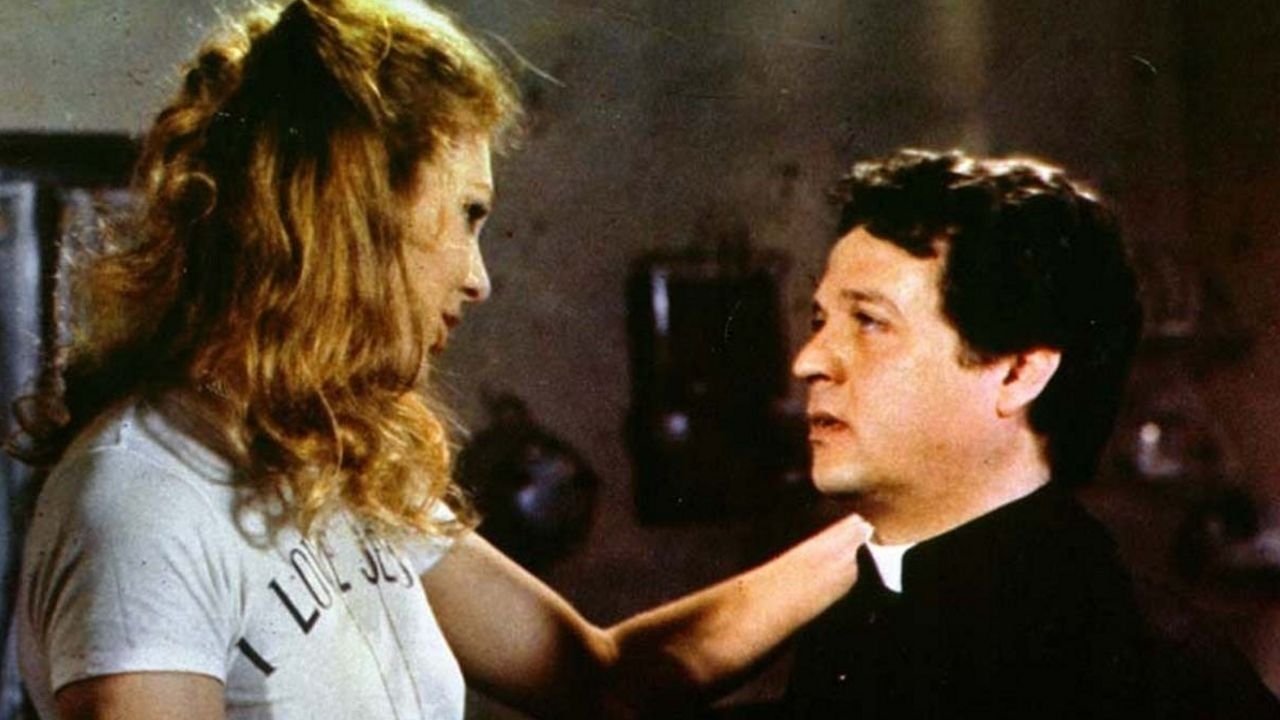 Three Tigers Against Three Tigers Background