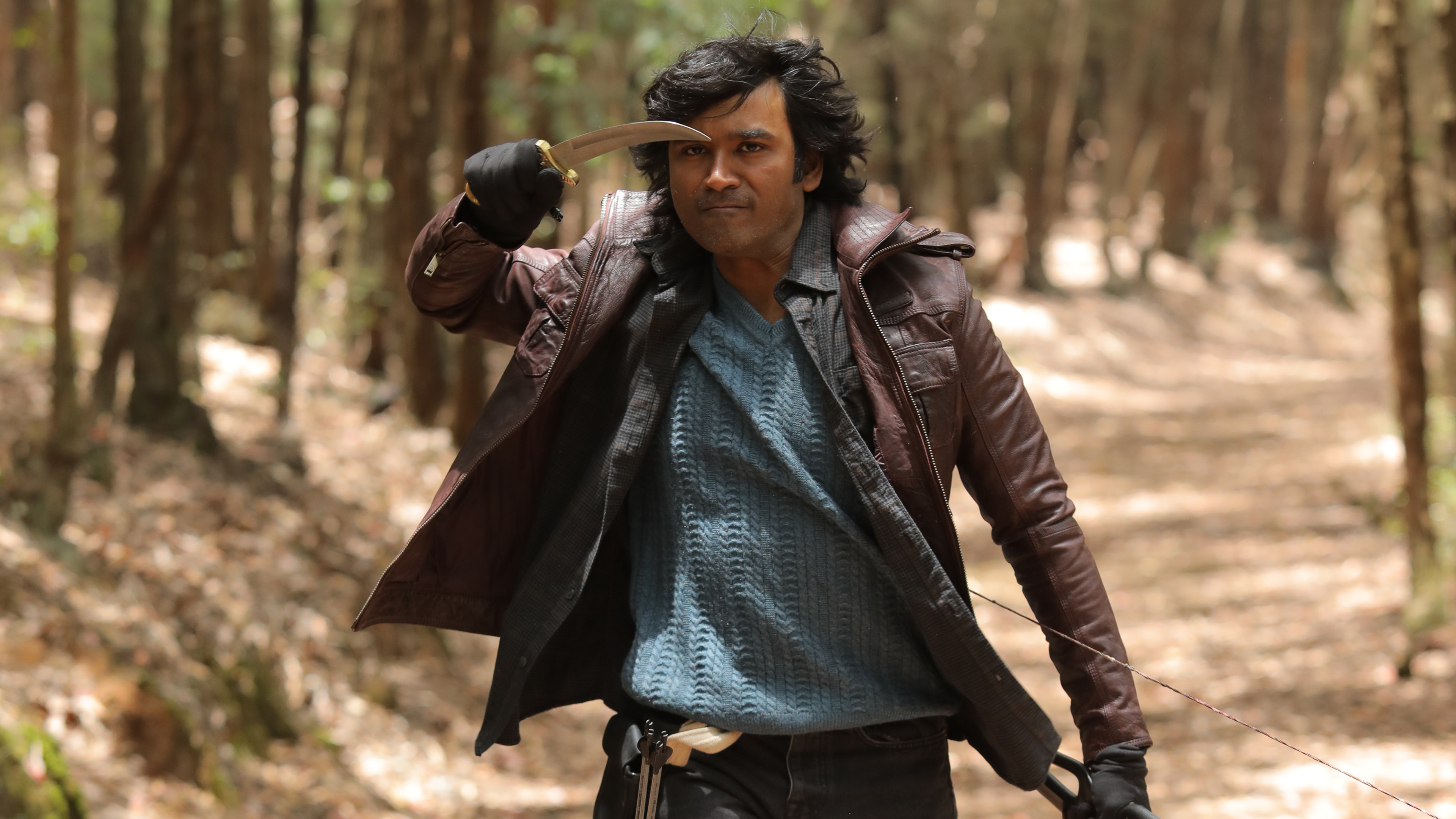 Naane Varuvean Background