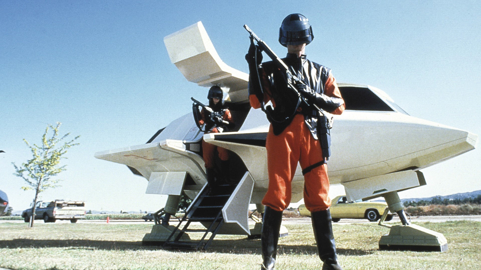 V: The Final Battle Background