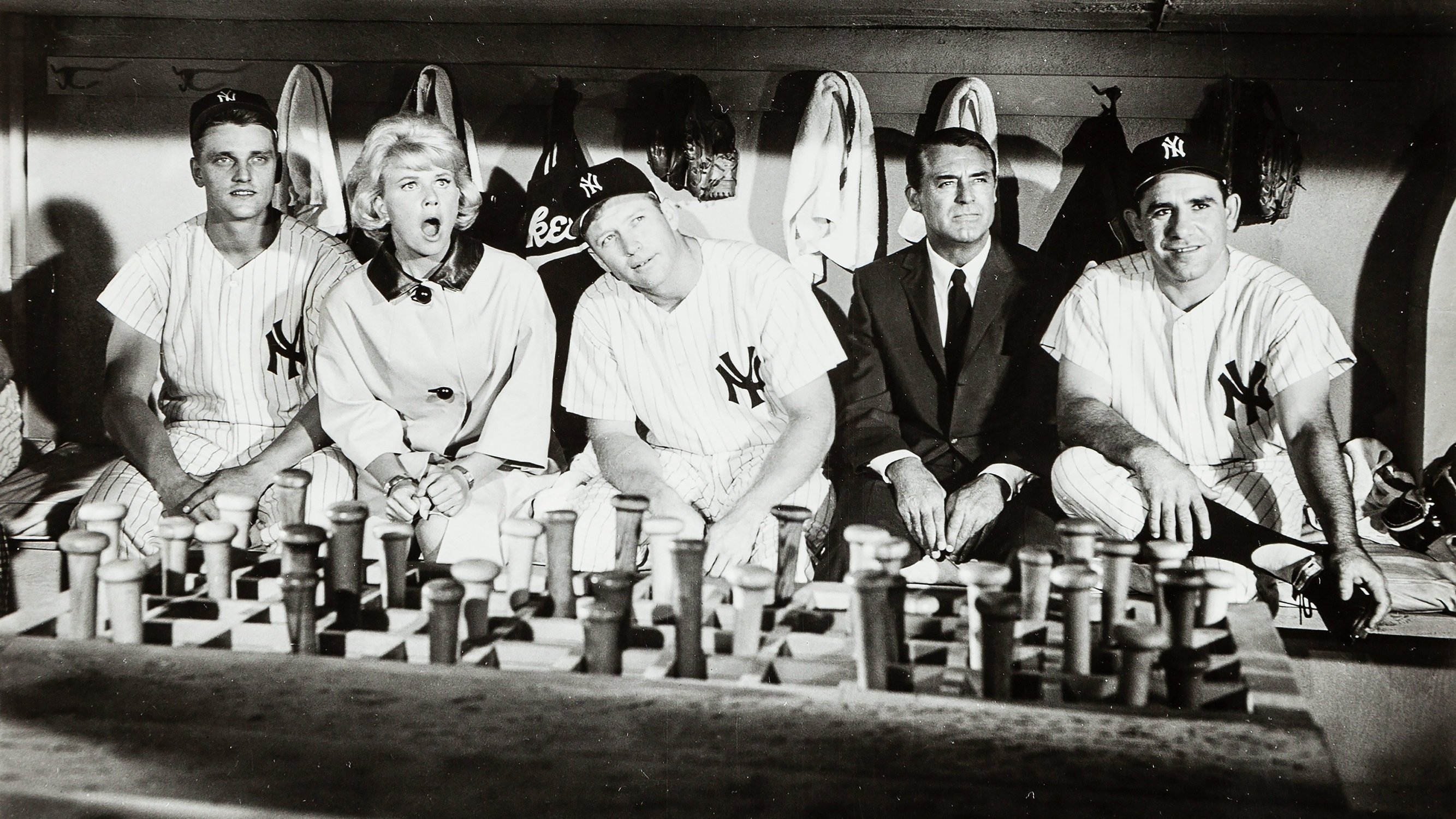 That Touch of Mink Background