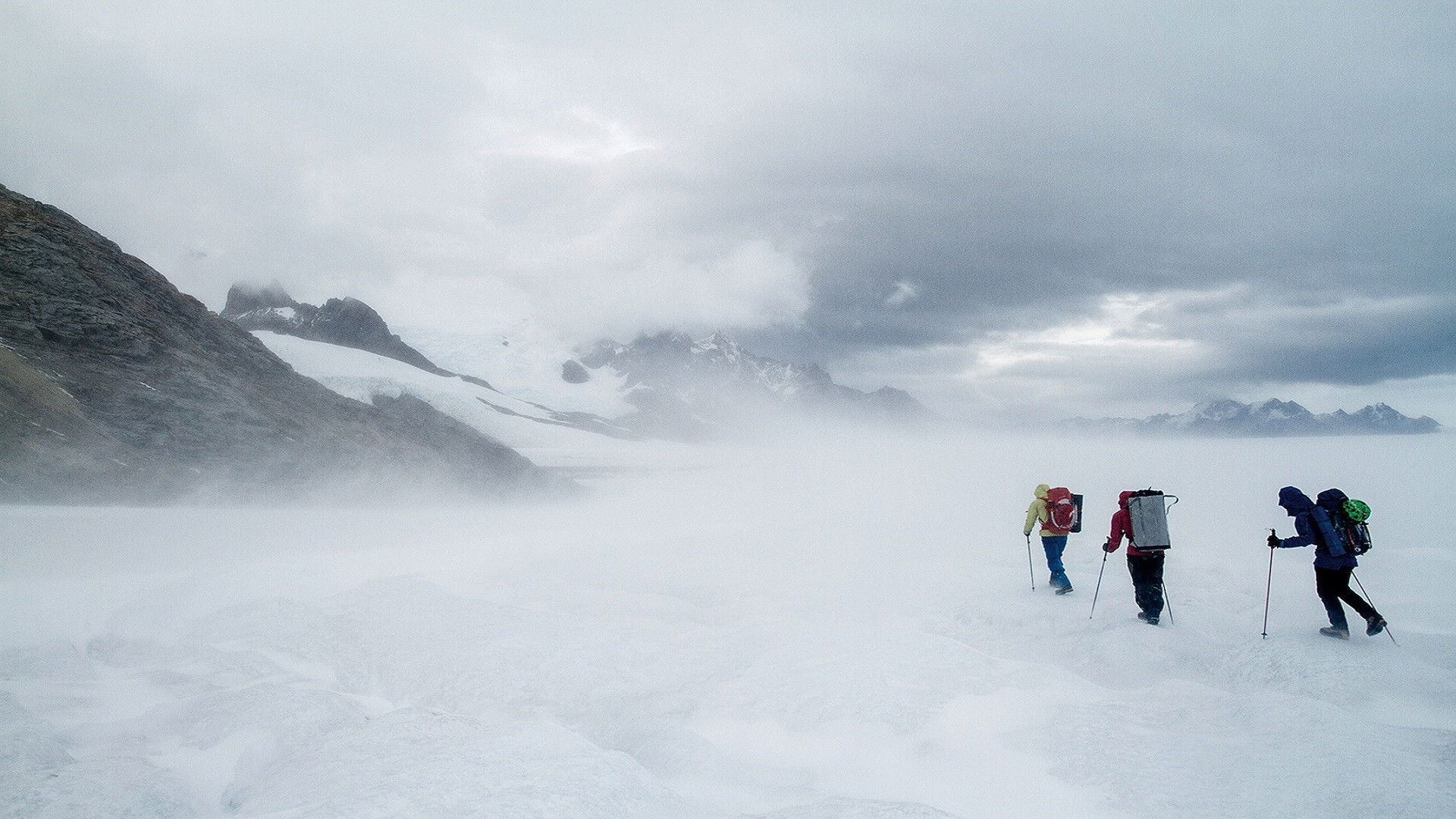 Ragni di Lecco - 70 anni di storia Background