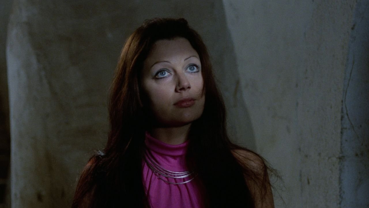 Crazy Desires of a Murderer Background