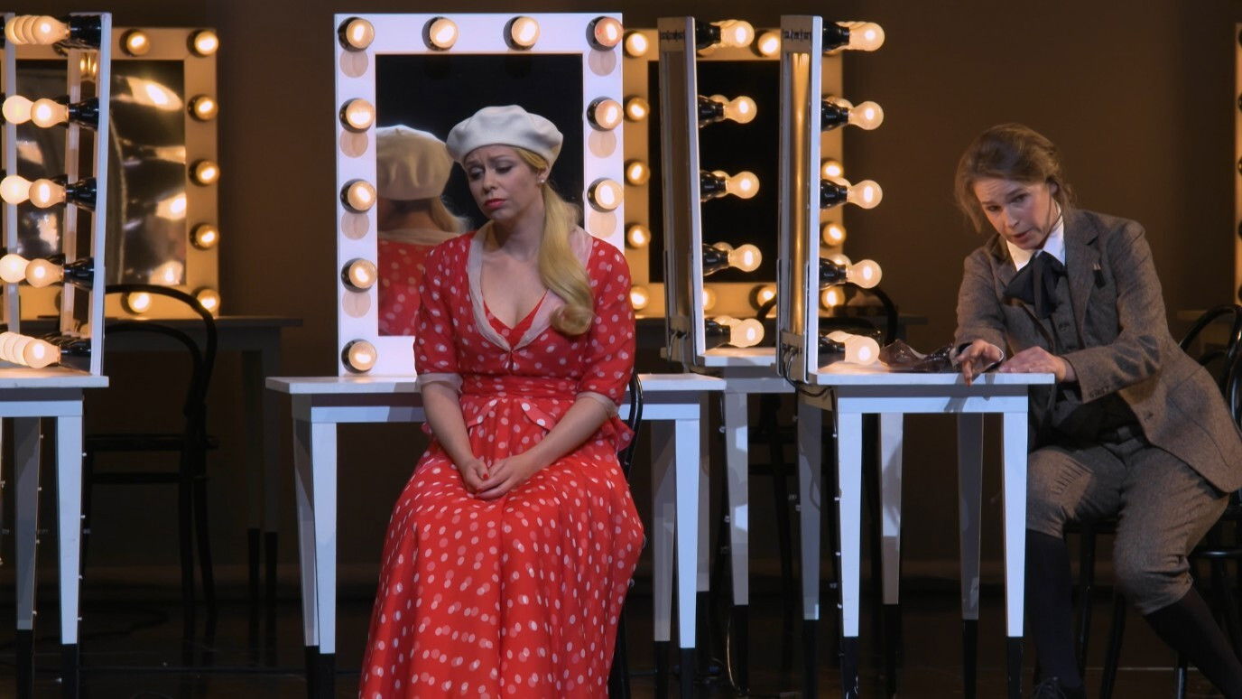 Richard Strauss - Ariadne Auf Naxos Background