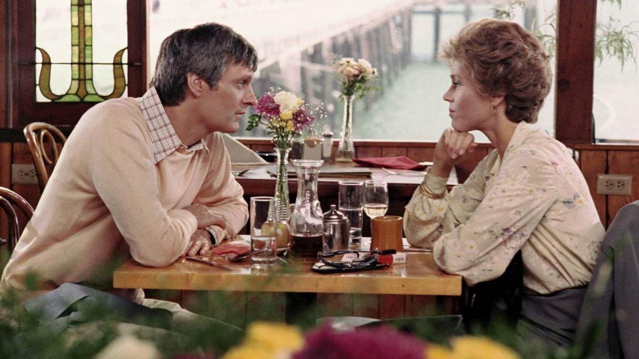 California Suite Background