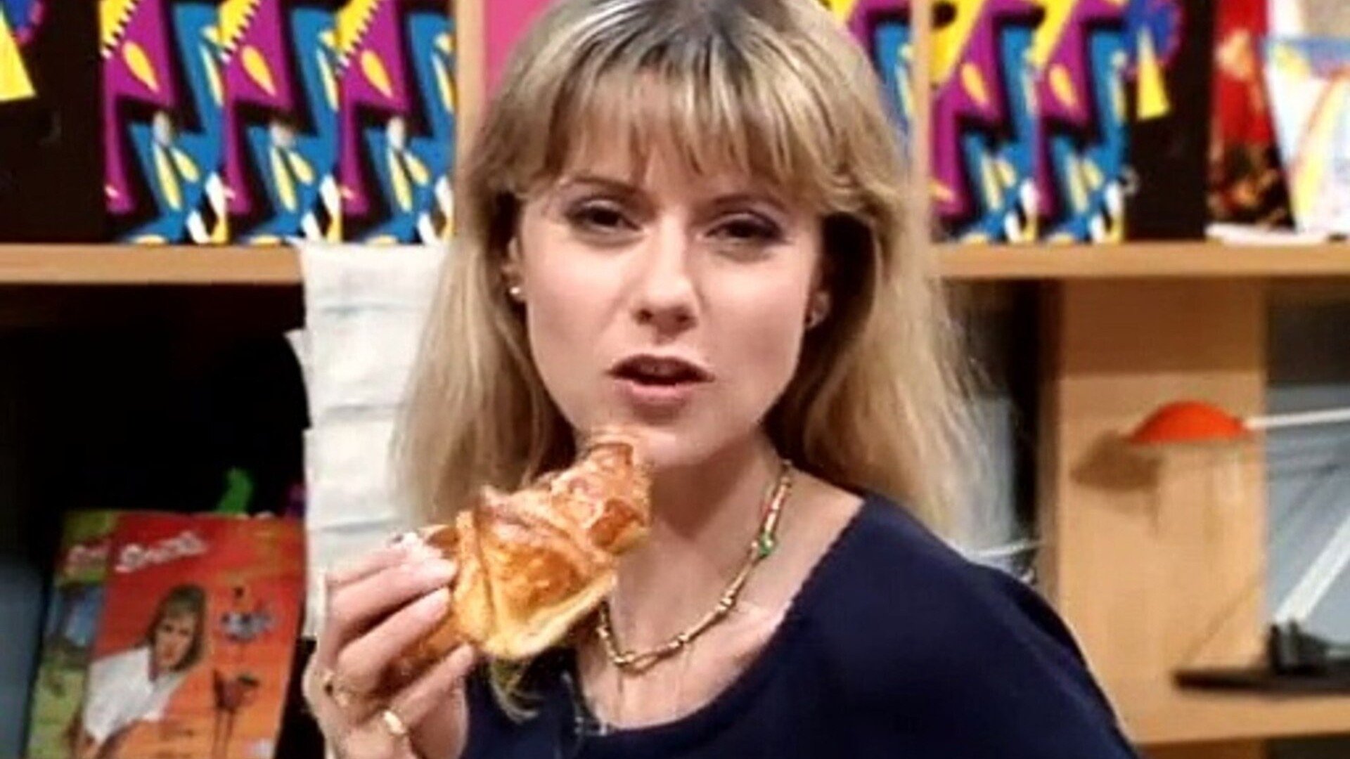 Pas de pitié pour les croissants Background