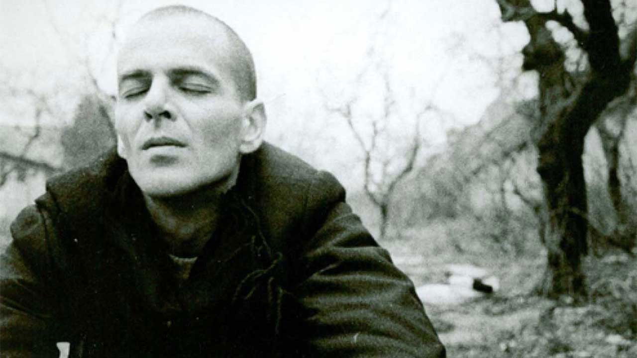 Girotondo: Giro Attorno al Mondo Background