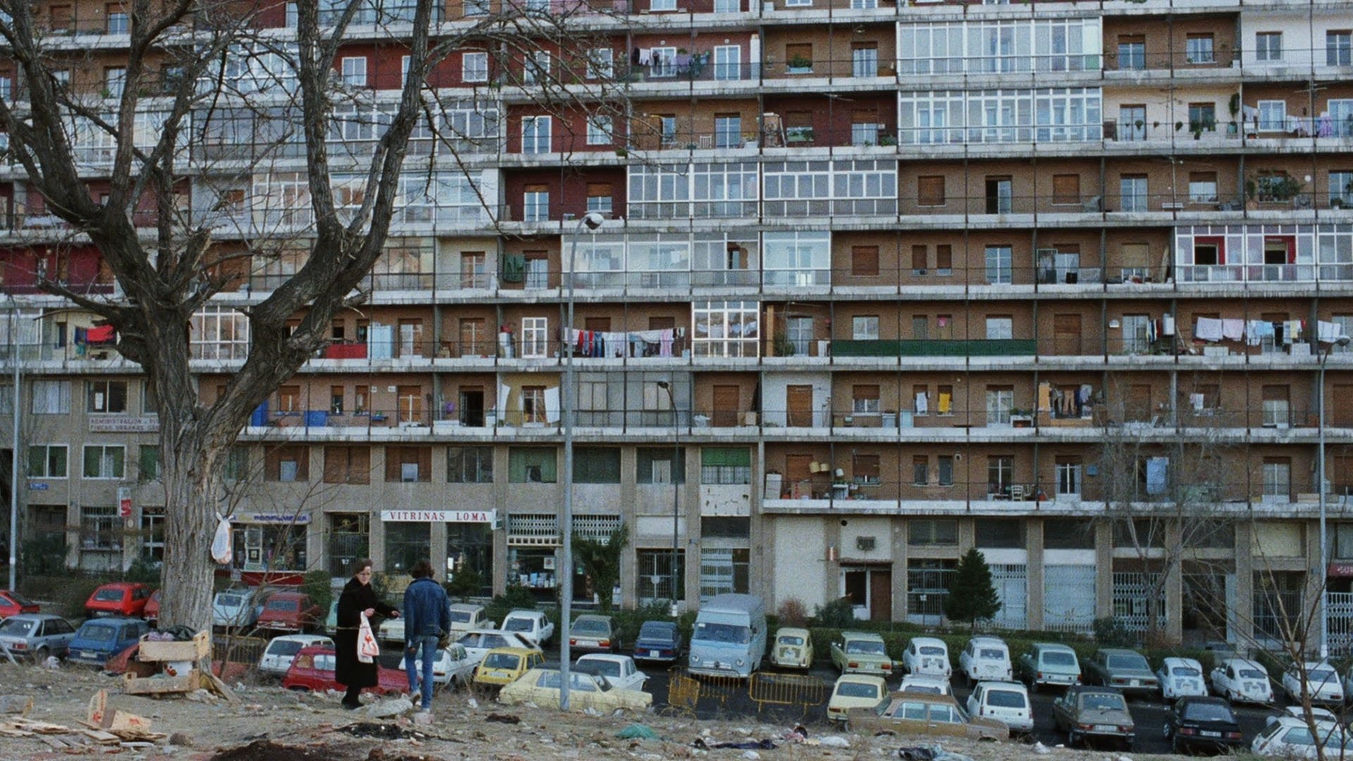 ¿Qué he hecho yo para merecer esto? Background