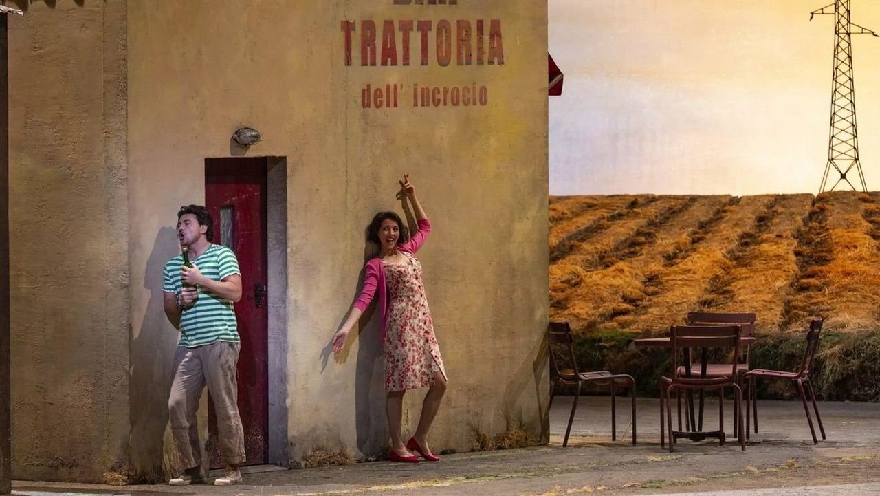 Donizetti: L'Elisir d'amore Background