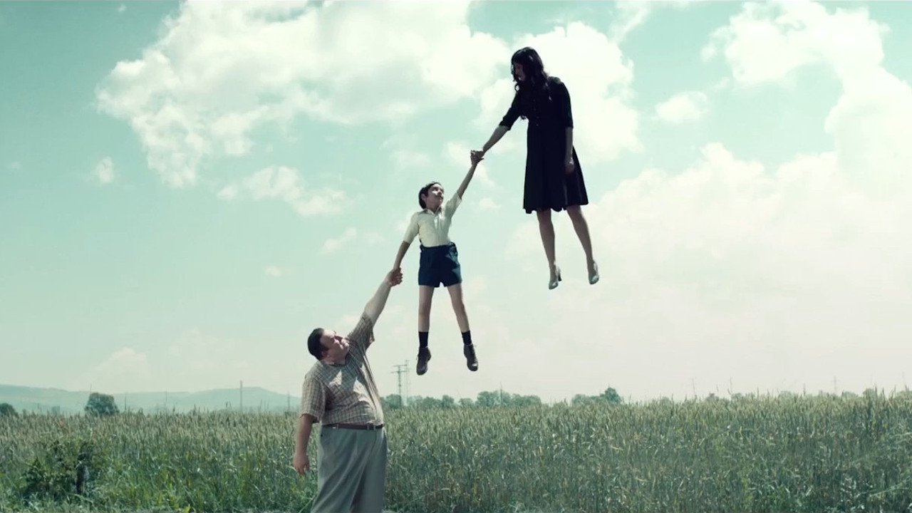 Getting Fat in a Healthy Way Background