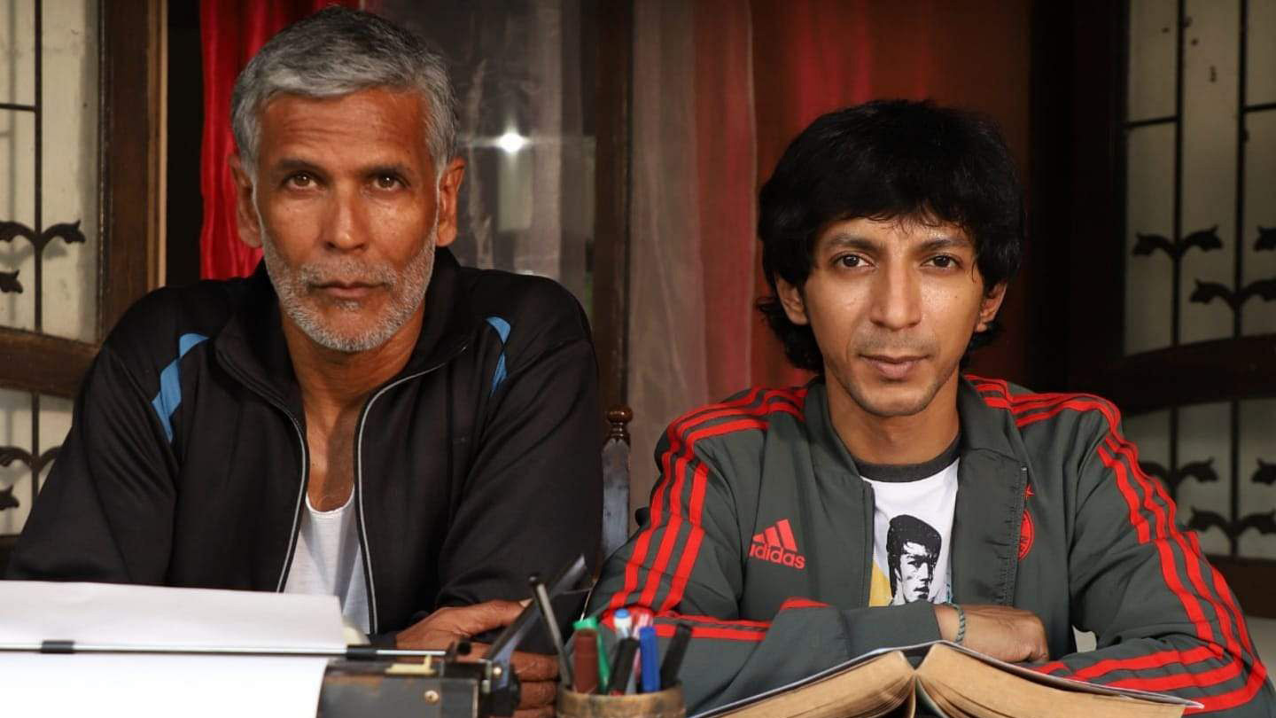 Lakadbaggha Background