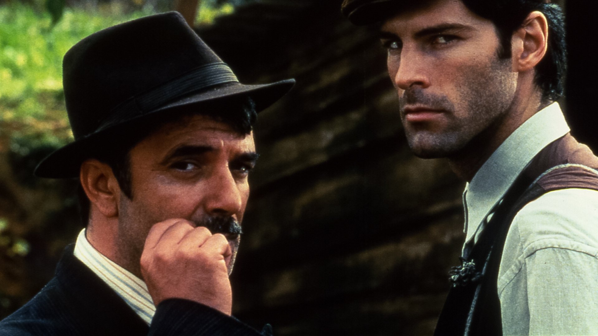 Five Days, Five Nights Background