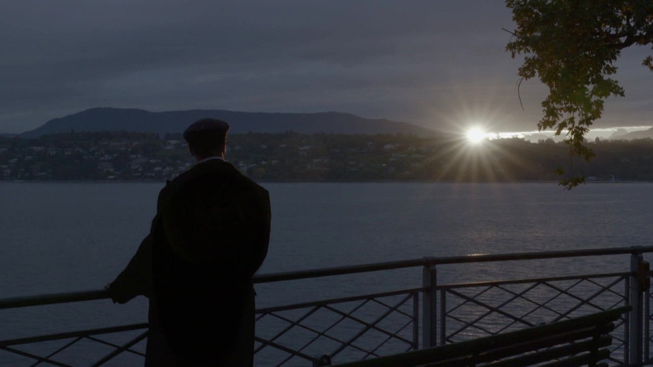 L'exil suisse de Lénine : de Genève à Pétrograd Background