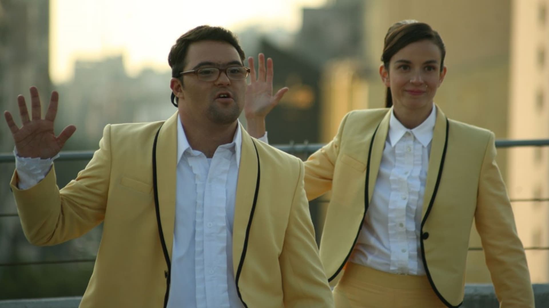 El alien y yo Background