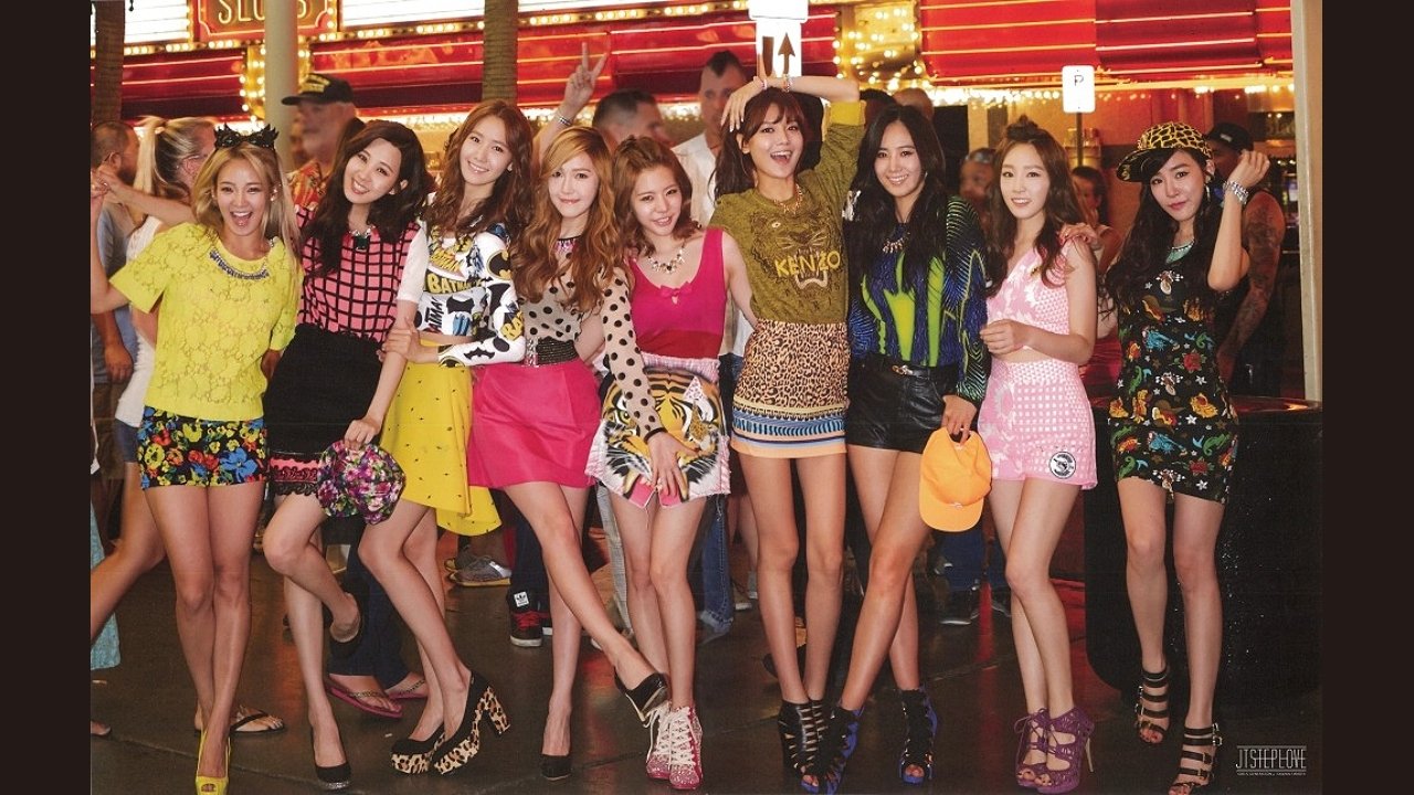 Girls' Generation in Las Vegas Background