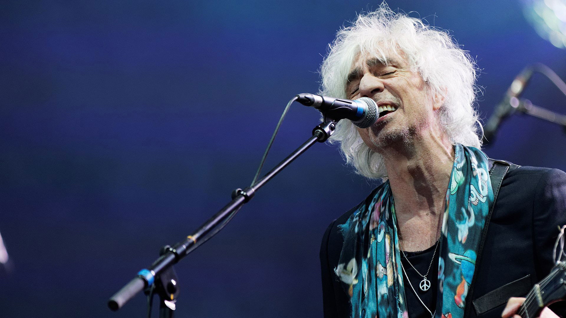 Louis Bertignac - Live Power Trio Background