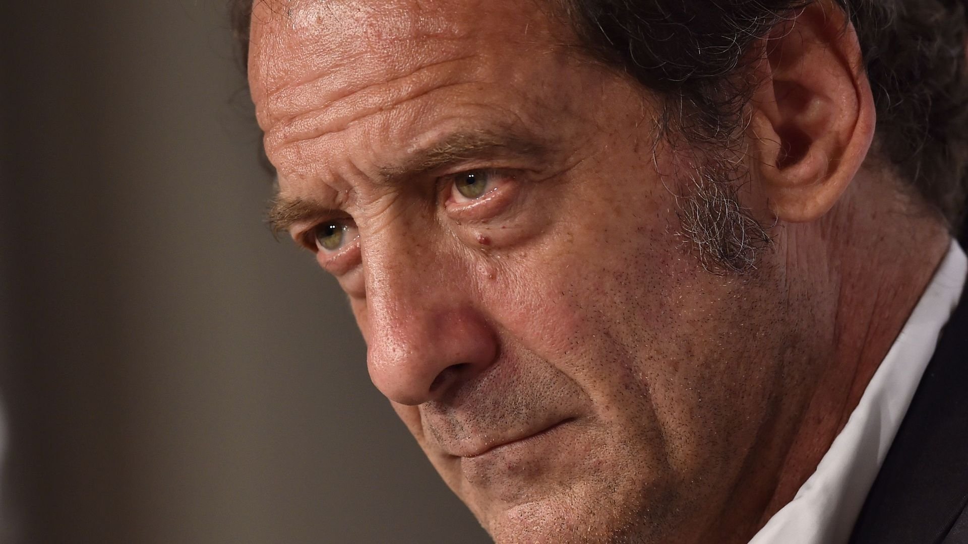 Vincent Lindon - Cœur sanglant Background