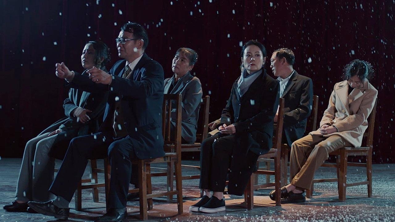 A Dog Barking at the Moon Background