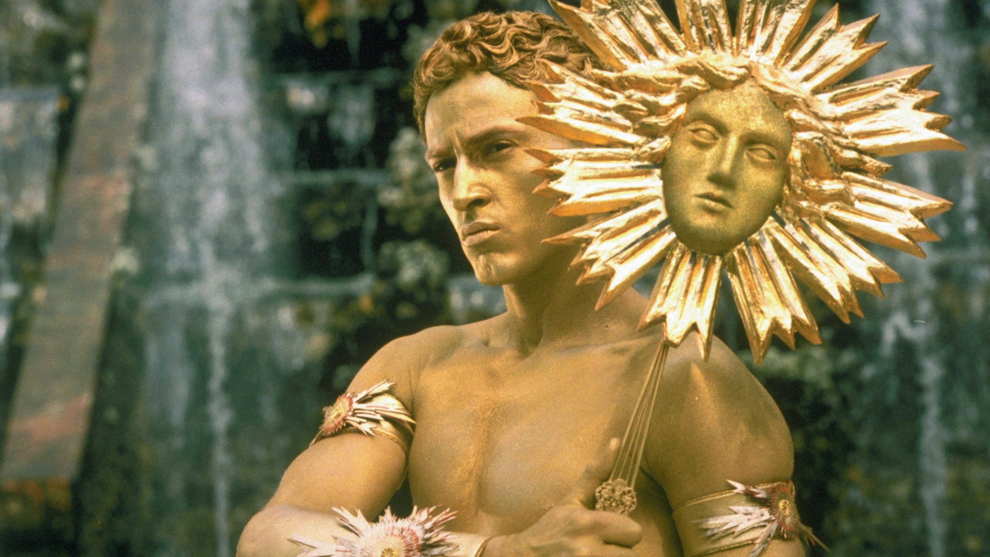 The King Is Dancing Background