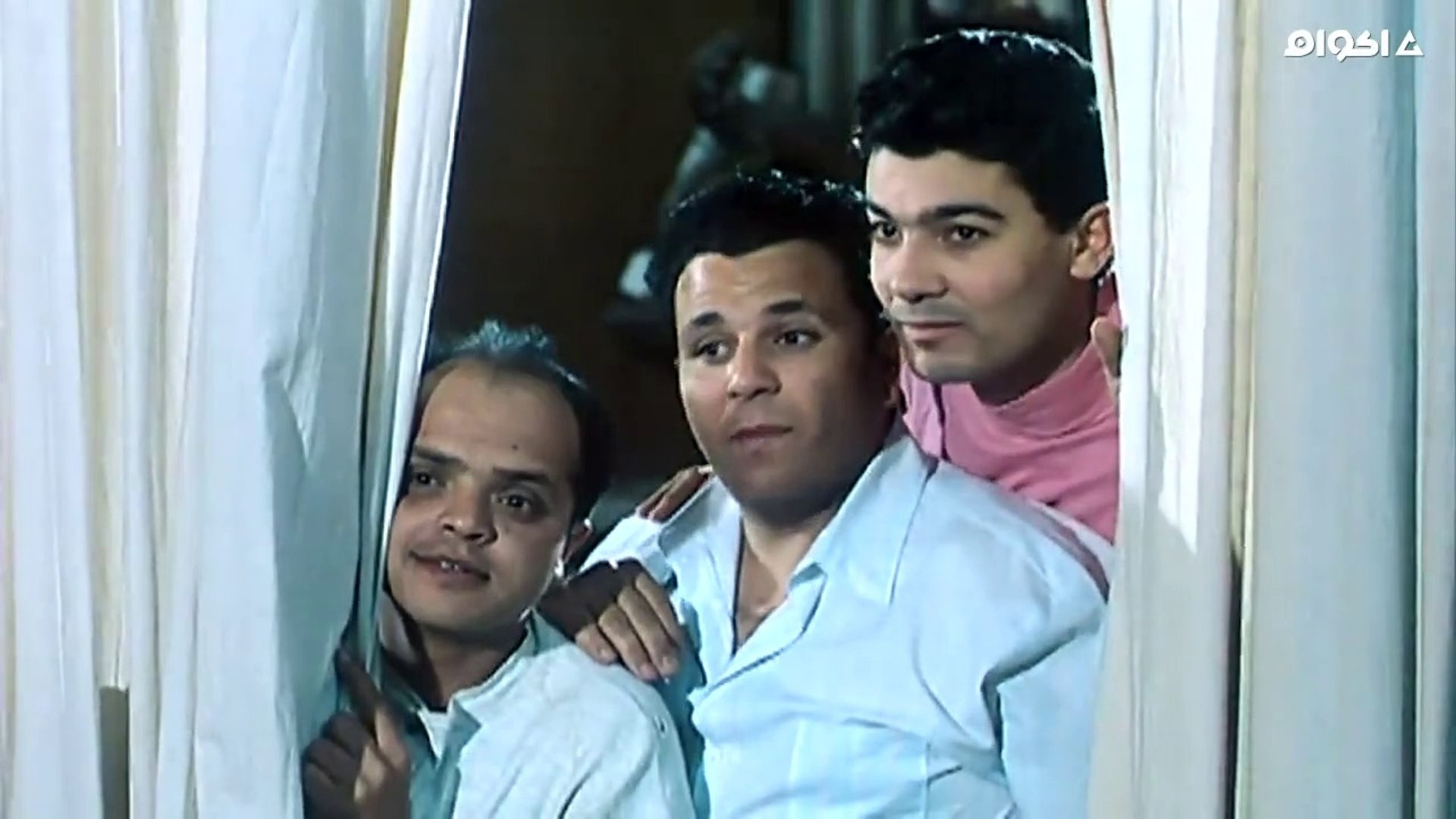 Round Trip to Ismailia Background