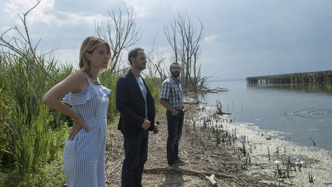 Nati 2 volte Background